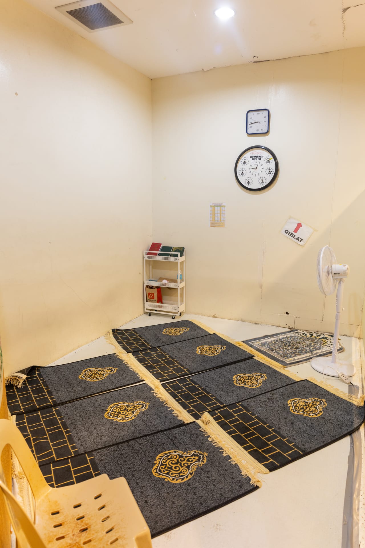 Muslim Prayer Room at Limketkai Mall #2